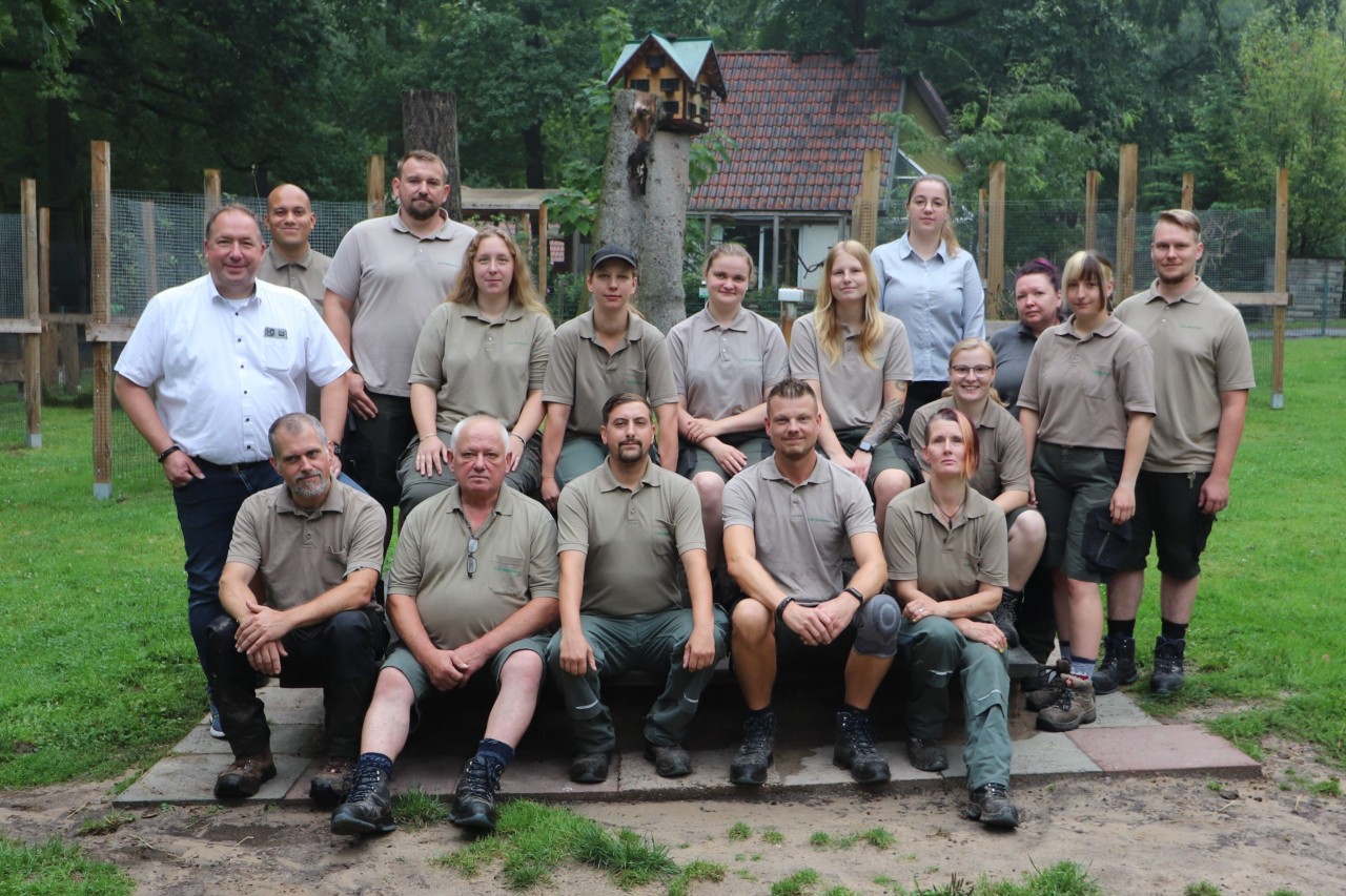 66cee843510121_Gruppenfoto_retuschiert